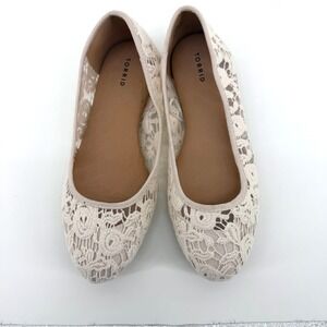 Torrid Flats Lace Crochet Pointed Toe 11W Cream Womens Wide Width Dressy Shoes